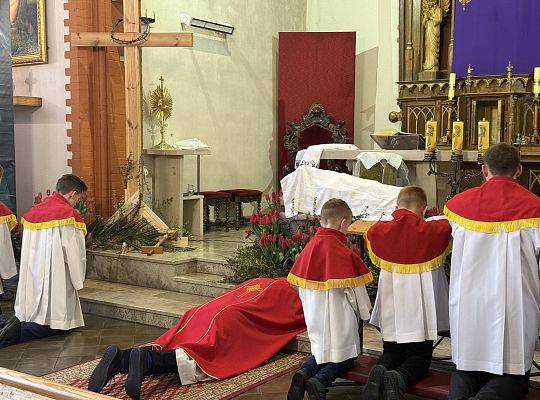 Wielki Piątek - Liturgia na cześć Męki Pańskiej