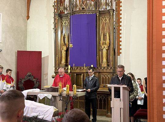Wielki Piątek - Liturgia na cześć Męki Pańskiej