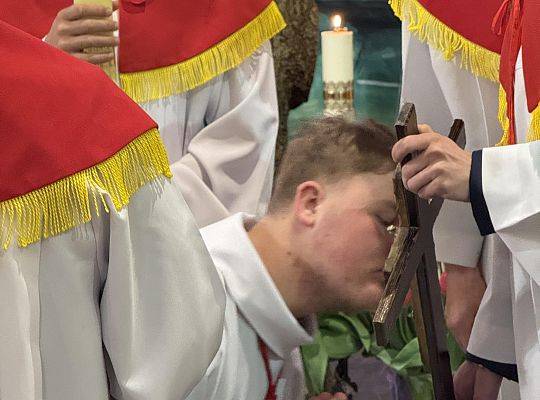 Wielki Piątek - Liturgia na cześć Męki Pańskiej