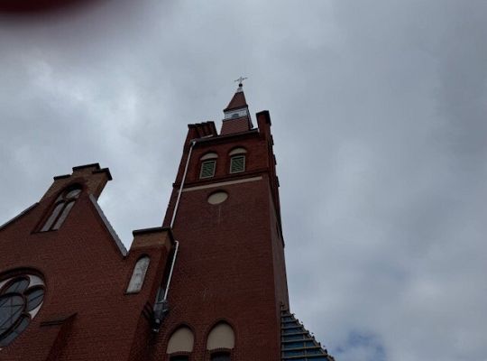 Odnowiona wieża Kościoła w Garczegorzu