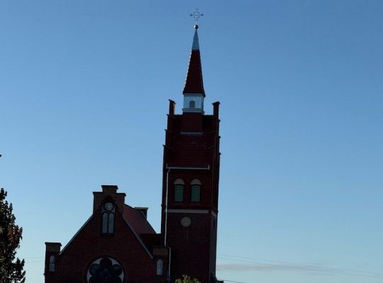 Odnowiona wieża Kościoła w Garczegorzu