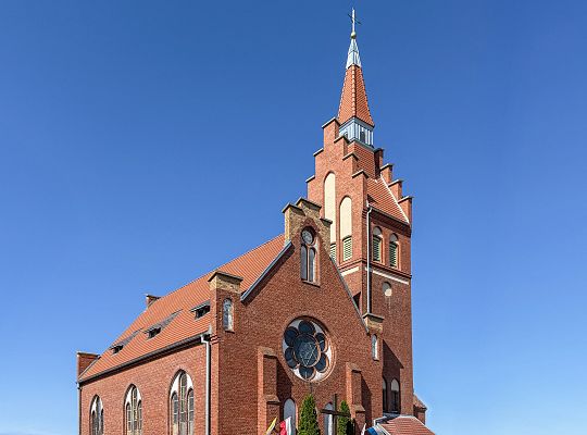 Odnowiona wieża Kościoła w Garczegorzu