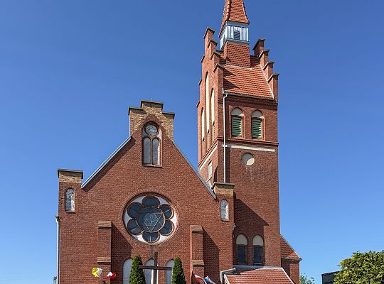 Odnowiona wieża Kościoła w Garczegorzu